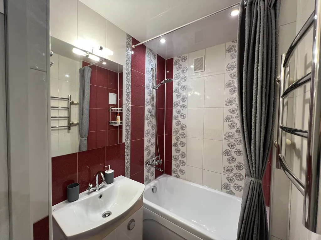 Квартира Квартира Двухкомнатная семейная в 5 минут от моря — Геленджик