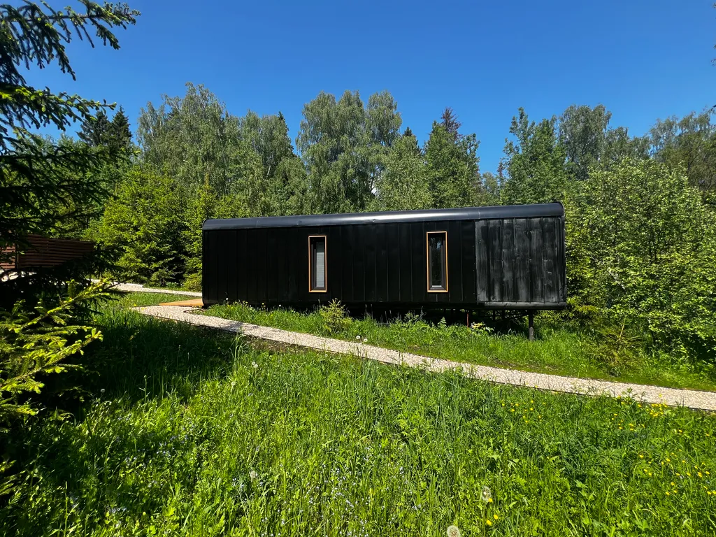 Коттедж Дизайнерский коттедж Бари с уличной купелью Фурако возле леса — Истра