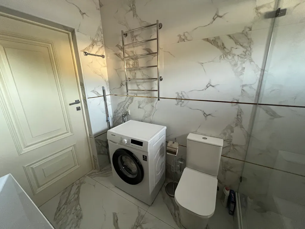 Апартамент с видом на море и город