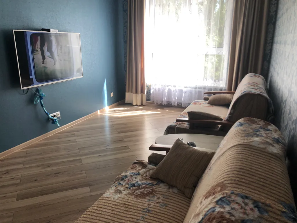 Уютная квартира в центре с видом на озеро