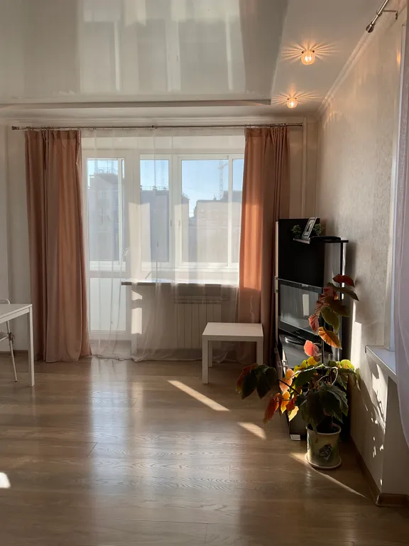 Апартаменты с видом на реку Каму