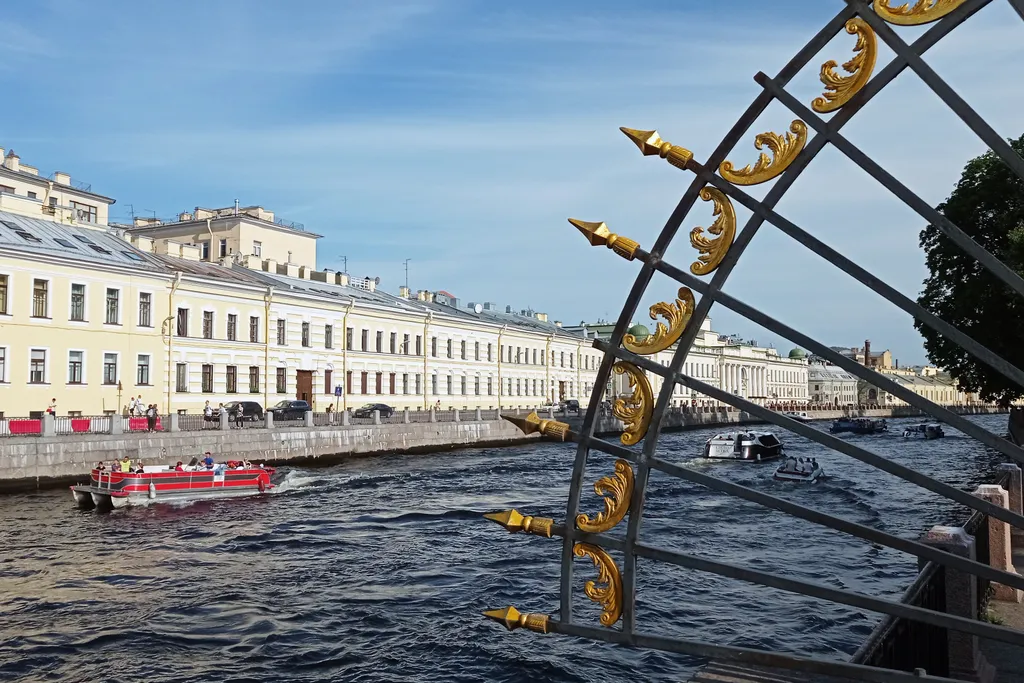 Квартира-студия в историческом центре Санкт-Петербурга