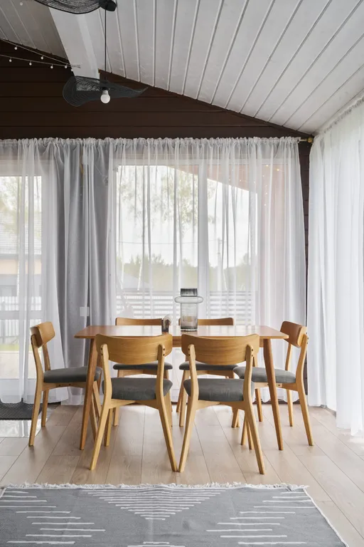 Панорамный дом у озера Сенеж рядом с банным комплексом