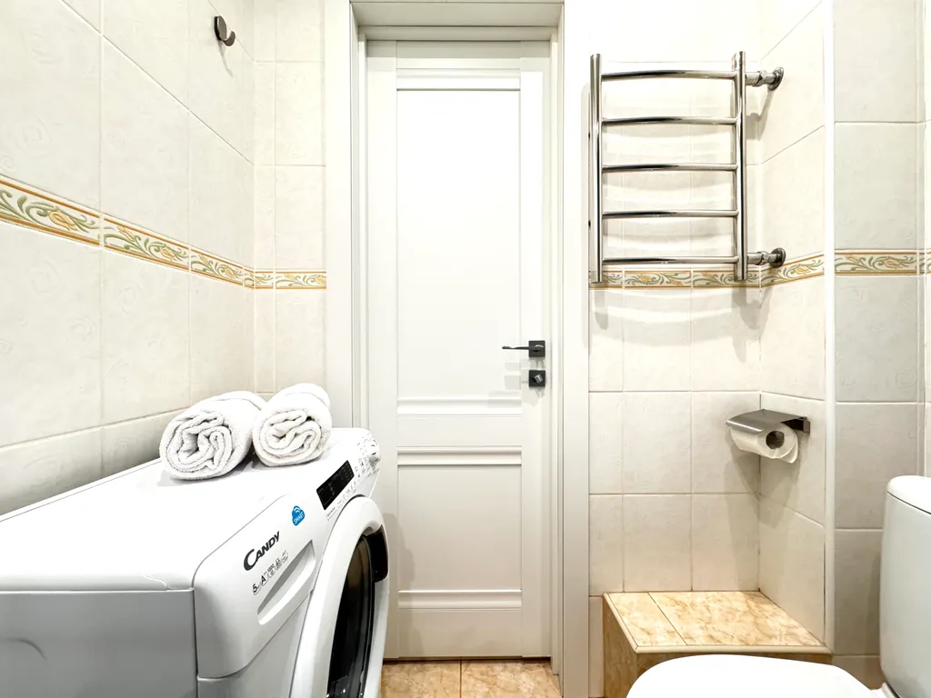 Hugge Place | Cтудия с Wi-Fi и Самозаселением