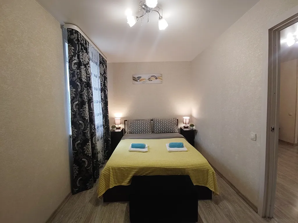 Двухкомнатная квартира в центре напротив Мурманск Молла