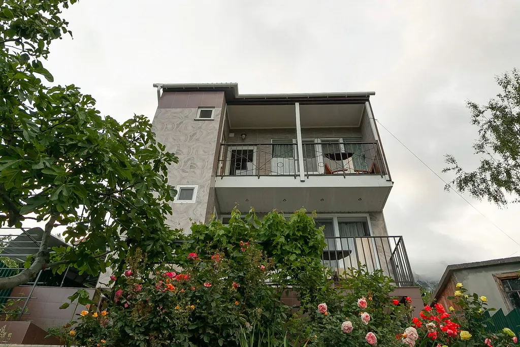 Апартаменты с видом на море и горы