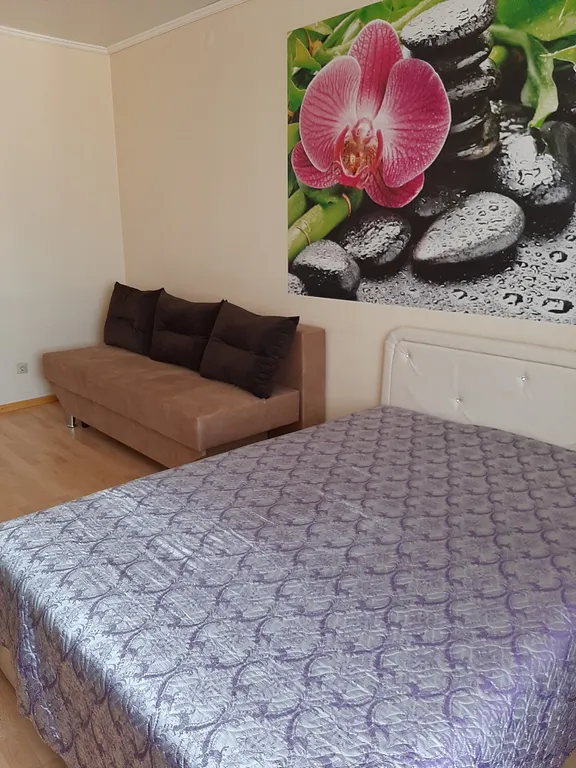 Квартира Простенькая большая квартира — Тюмень