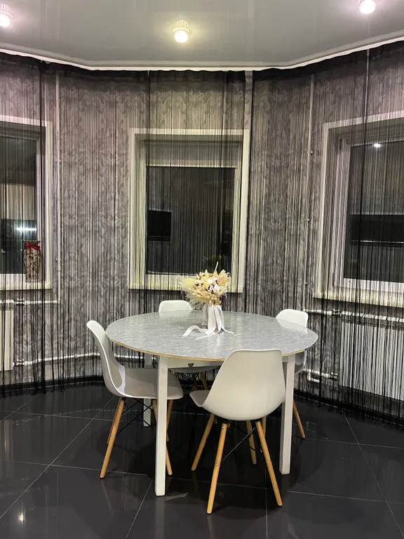 Уютный дом в черте города