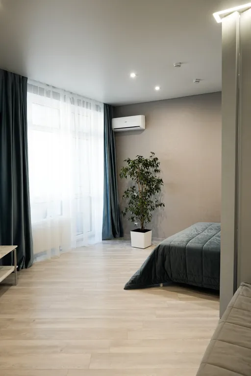 Студия Sea с балконом и боковым видом на море