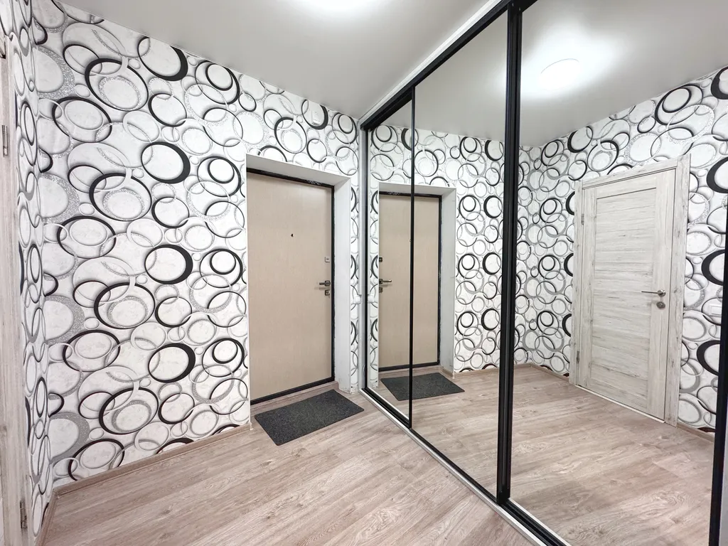 Уютная 2-комнатная квартира в новом доме в районе Театральной площади