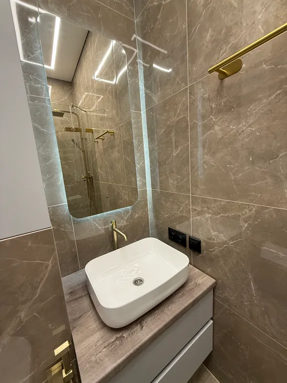 Эксклюзивная квартира возле моста Влюбленных