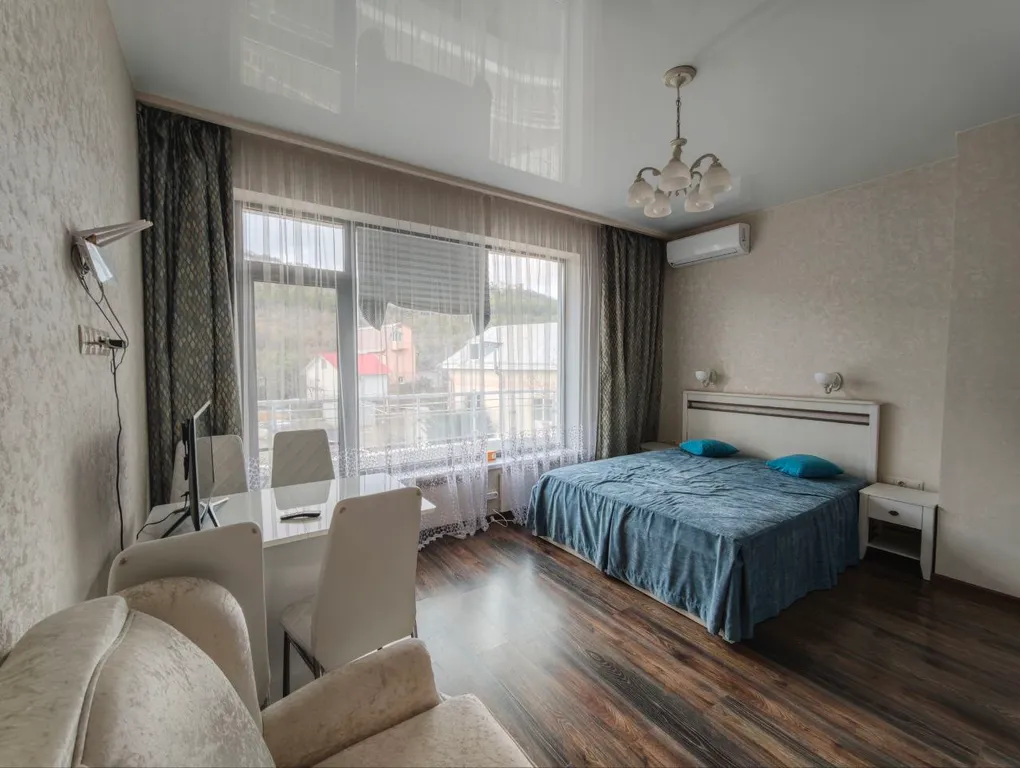 Уютная квартира у моря возле замка Ласточкино гнездо — аренда посуточно в Гаспра