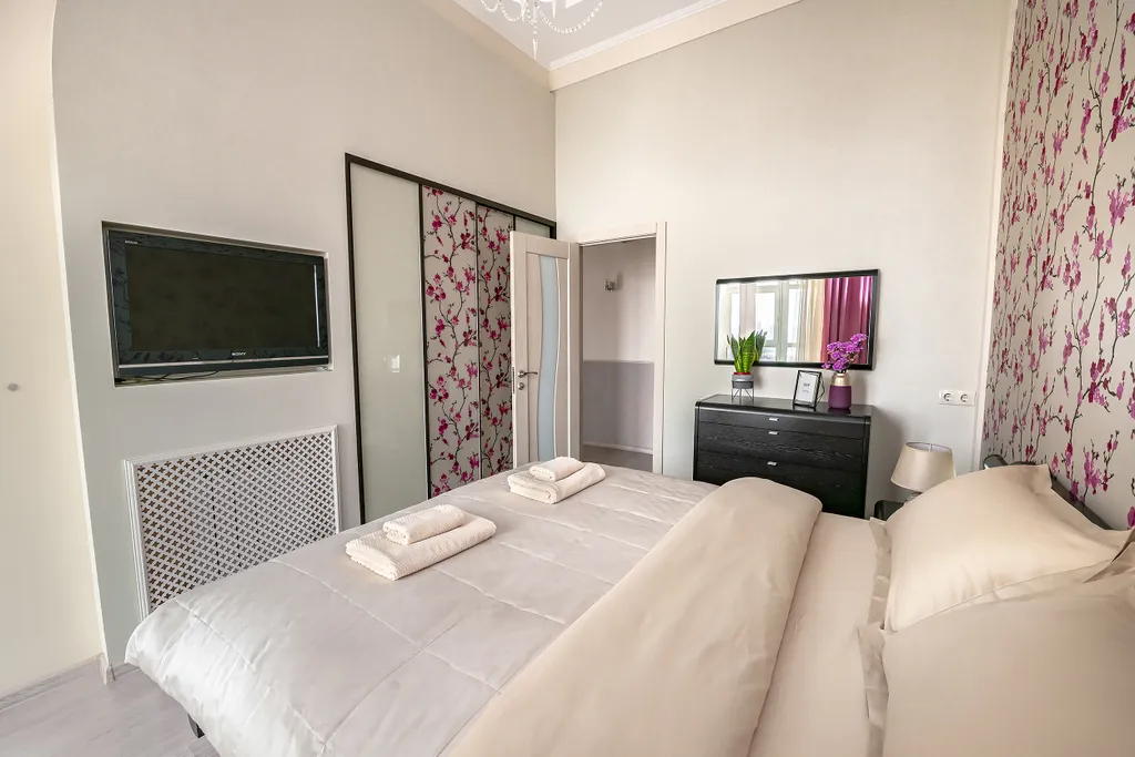 Квартира на набережной с видом на 3 стороны света