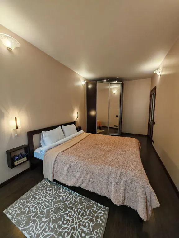 Уютная квартира в удобном районе пл. Окатовая (до 4 человек) — аренда посуточно в Владивосток