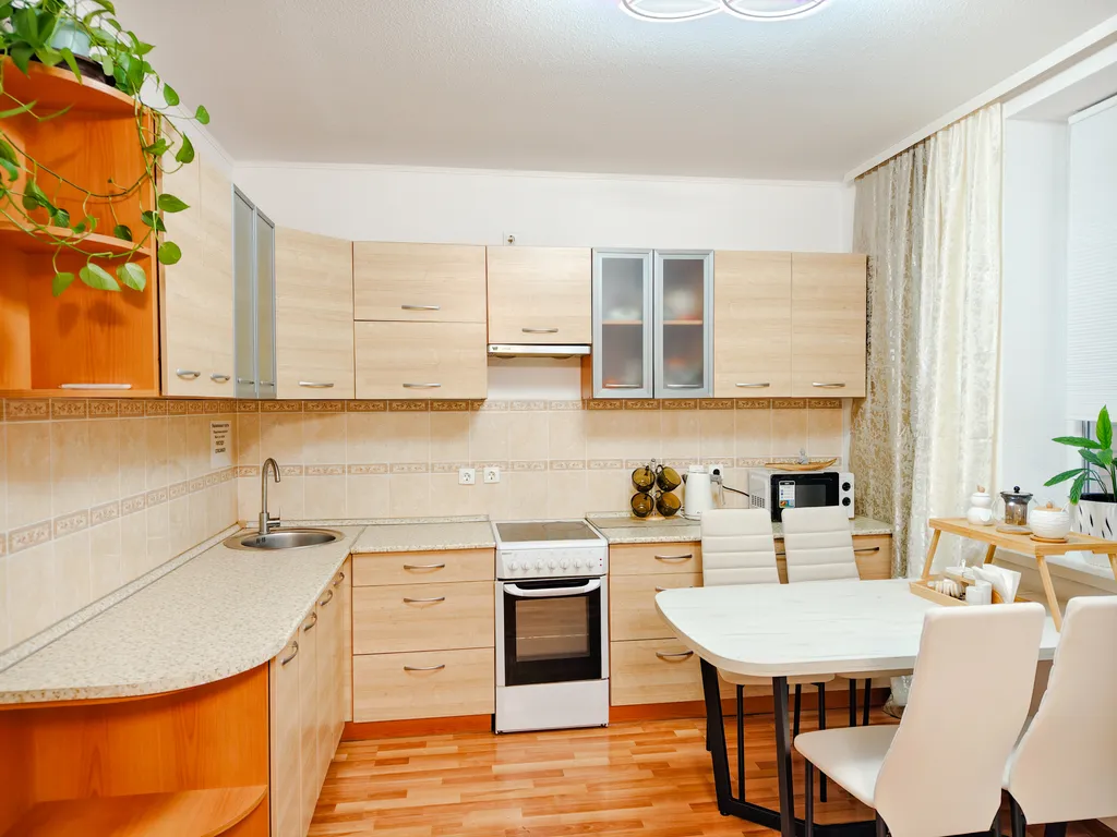 Двухкомнатная/2+1+1+1+1/ Уралмаш/ новостройка /большая кухня/лоджия