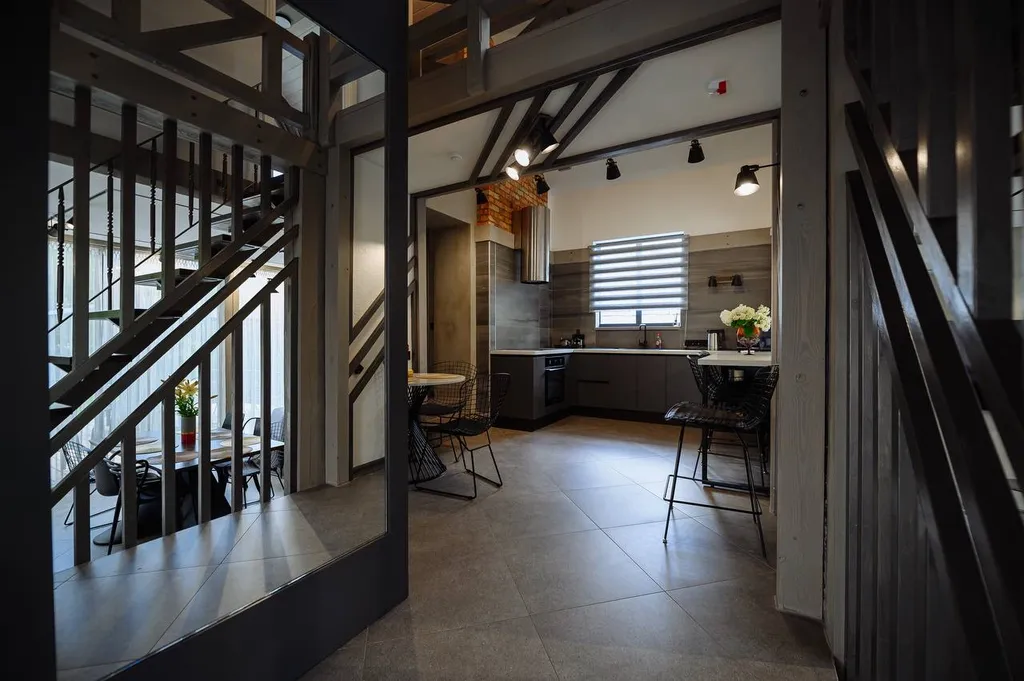 Подызбица у Дома Печенко