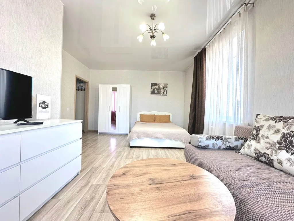 Уютная однокомнатная квартира с балконом в центре