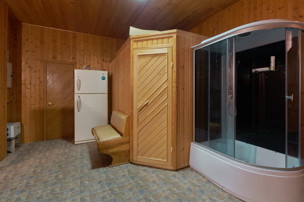 Уютный коттедж с бассейном и сауной