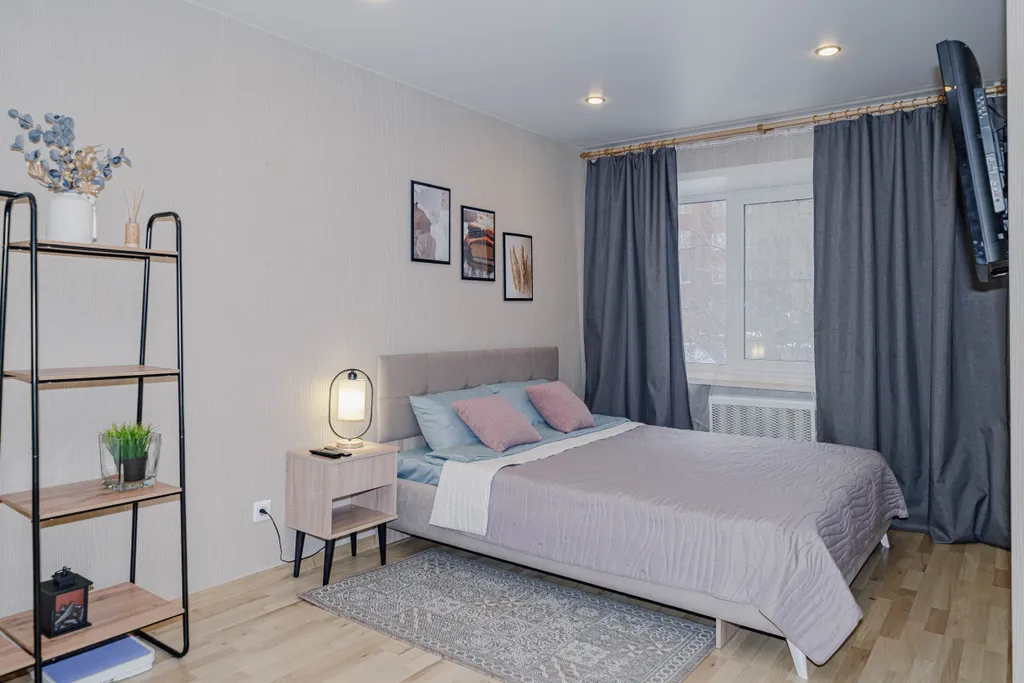 Уютная квартира у ж/д вокзала и метро