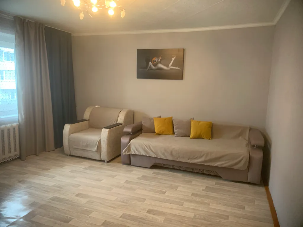 2-комнатная Квартира — аренда посуточно в Назарово