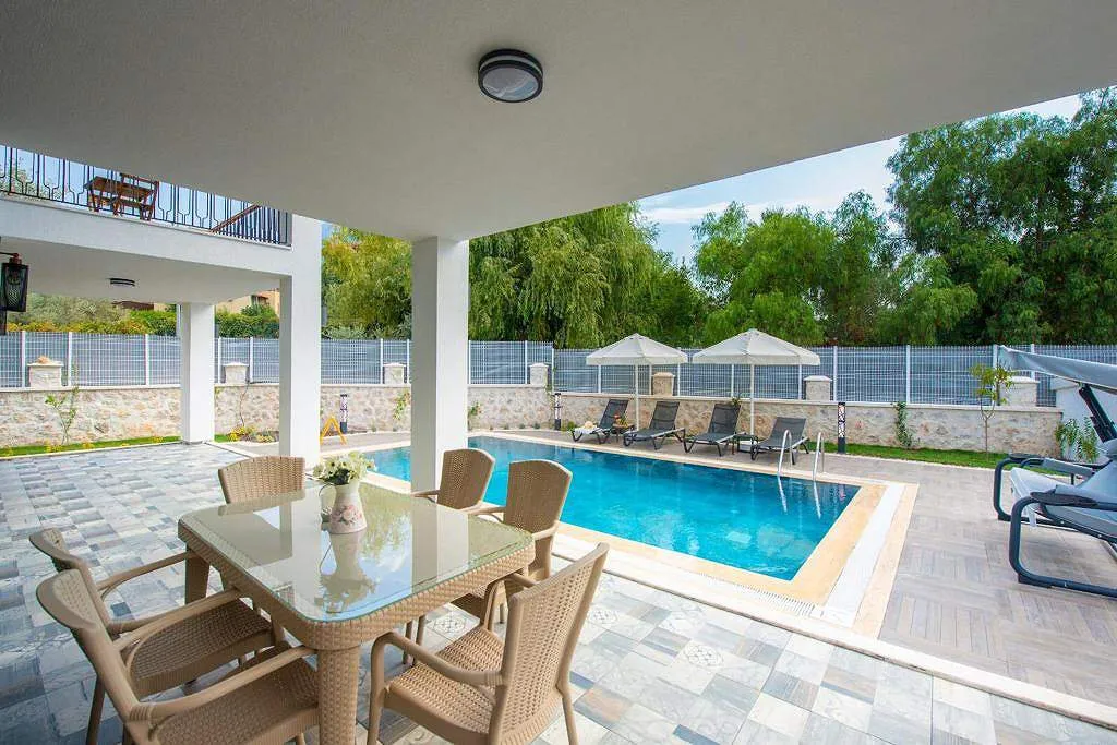 Вилла 1407 в Олюденизе 4+1