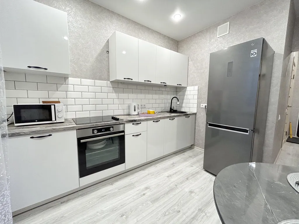 Уютная квартира с красивым видом из окна