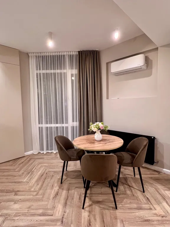 Люкс, до пляжа 1 километр