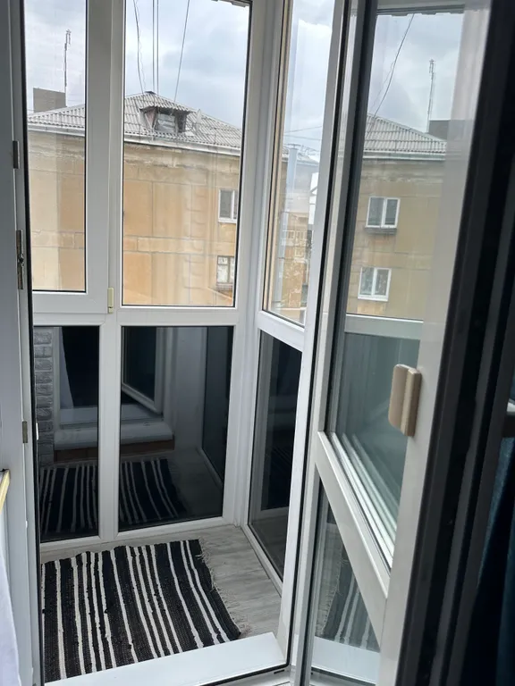 Уютная 2-я квартира в центре Красного камня