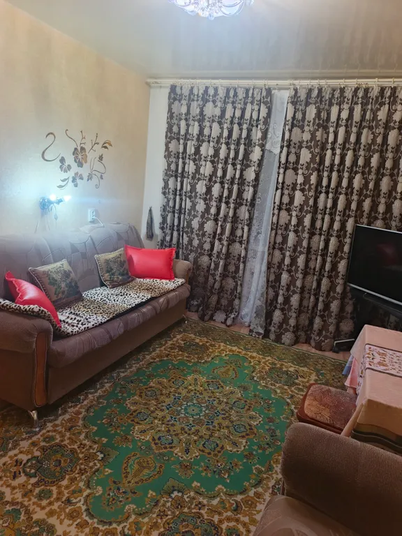 Трехкомнатная квартира с видом на гору — аренда посуточно в Кировск