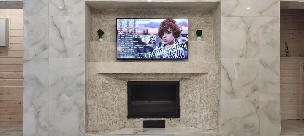 Дом с камином и баней в центре