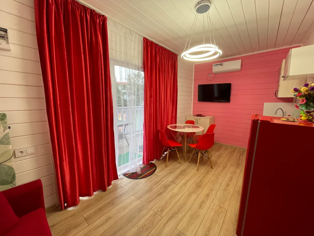 Эко дом под ключ на море на 4 человека, красный бархат