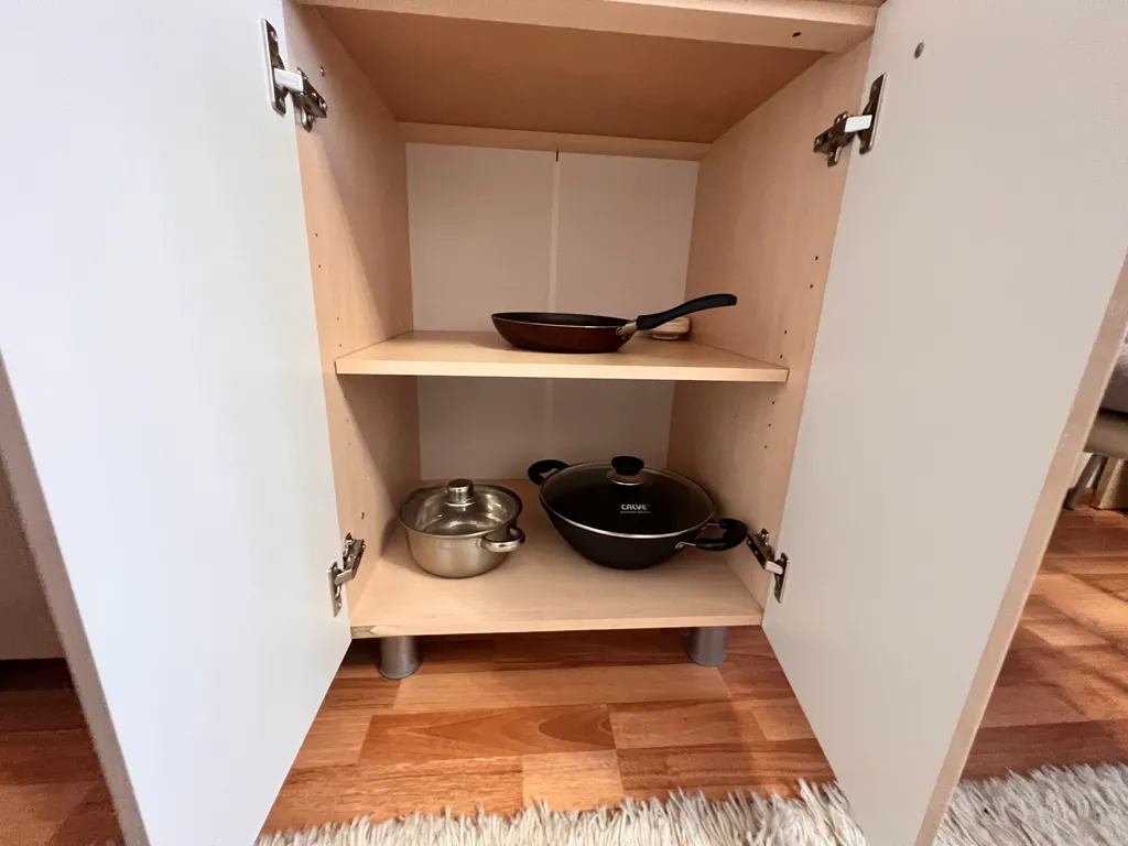 Квартира Уютная, студия, центр города, тц вояж, парковка, кафе, аквапарк — Тюмень