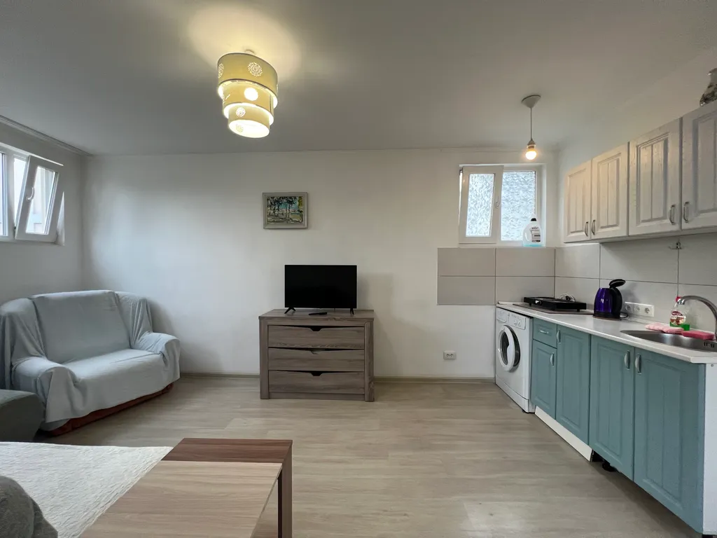 Двухкомнатная квартира в центре возле Массандровского пляжа