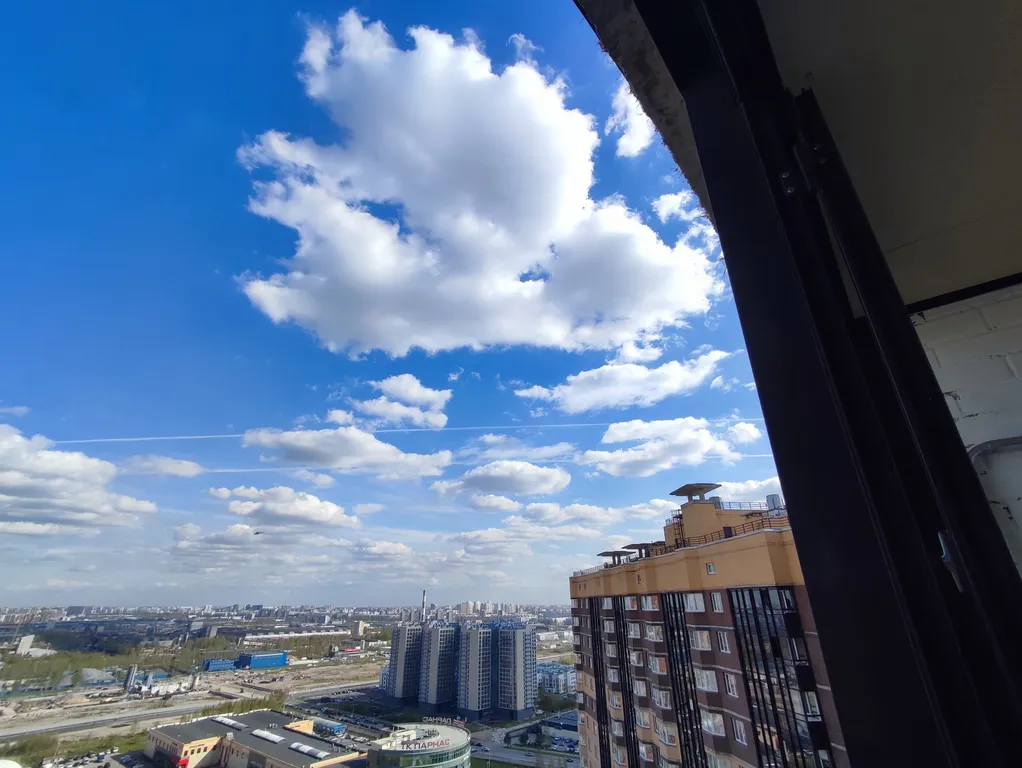 Евродвушка у метро вид на город с 26 этажа