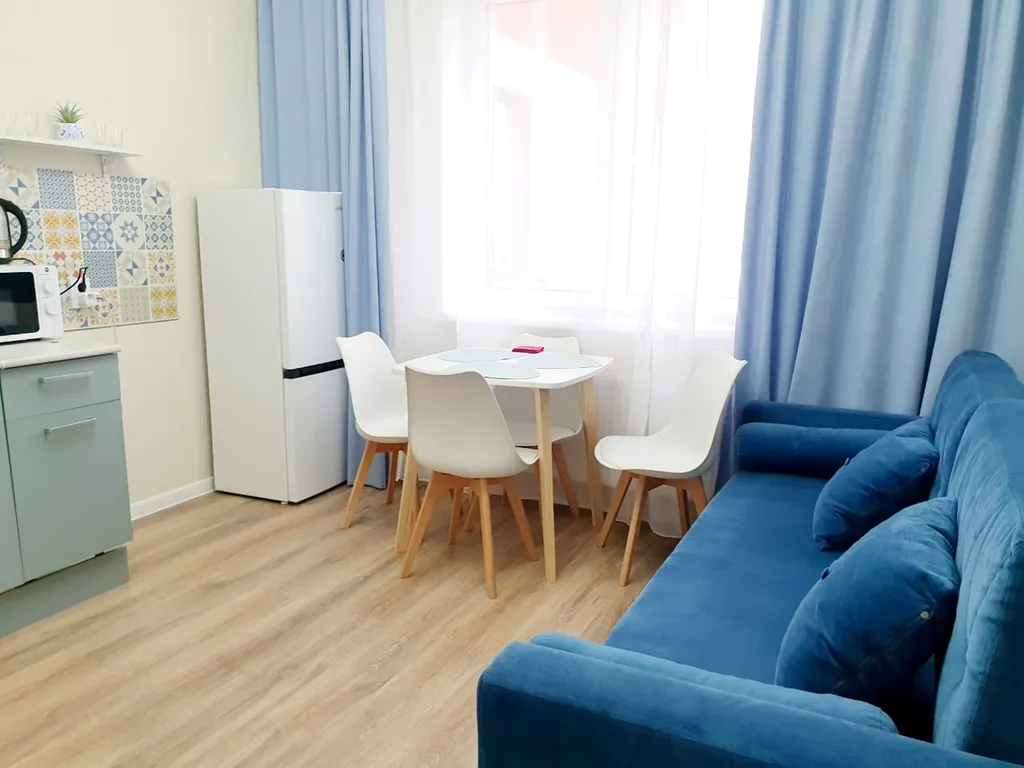 Шикарная, светлая, на самом высоком этаже в городе