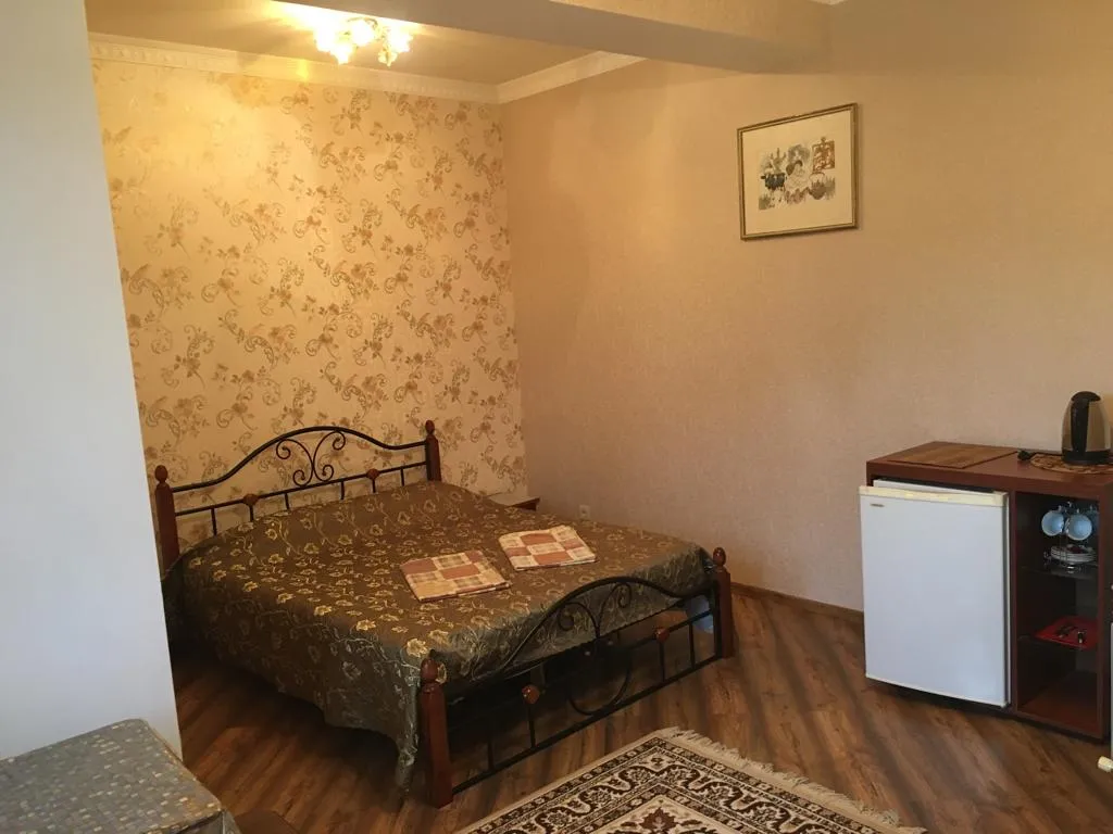 Квартира Уютная комната в частном доме у моря — аренда посуточно в Ялта