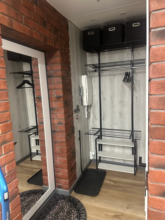 Уютная квартира в центре города, рядом с парком Питомник