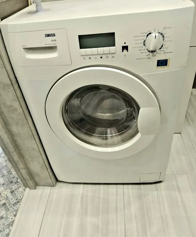 Квартира Квартира Уютная новая студия в старинной историчес части города у кмз до 4 чел. — Кронштадт