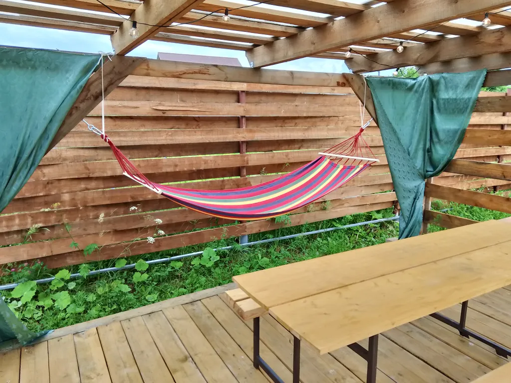 Дом с террасой и баней на дровах