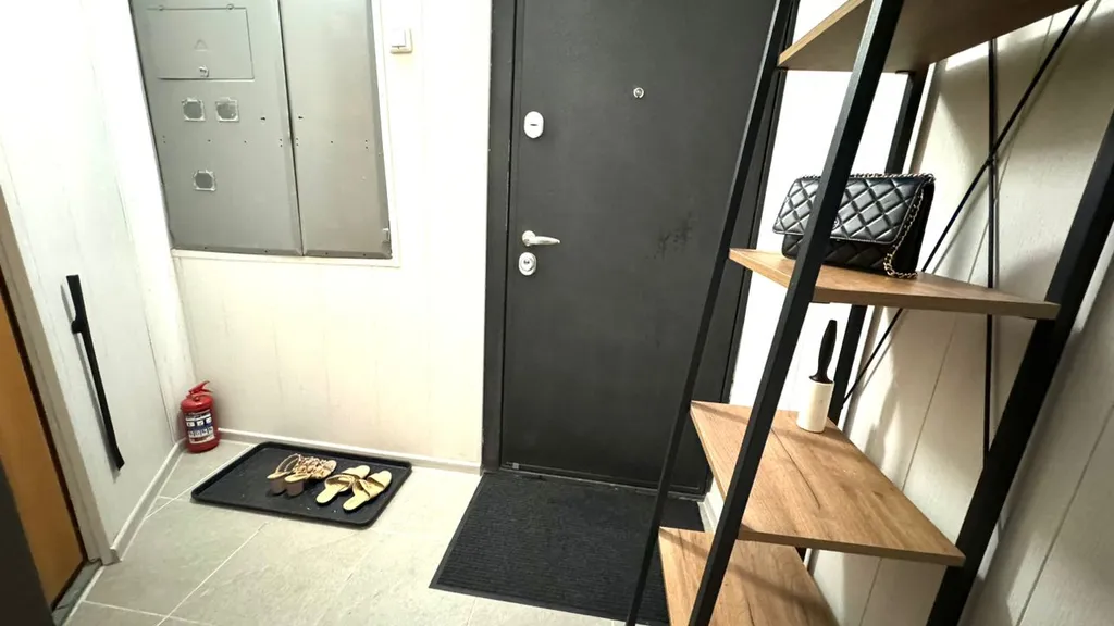 Элегантная квартира с просторной столовой у вокзала