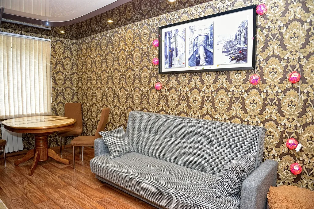 2-комнатная квартира у ТРЦ Мега в центре города