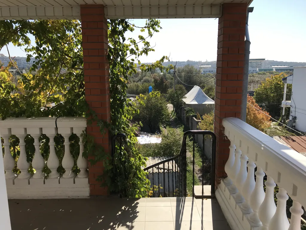 Квартира Квартира 3-х комнатный номер стандарт до 6-ти человек — Любимовка