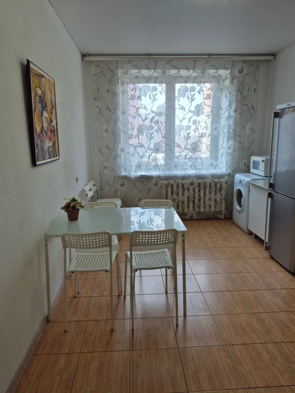 Большая трёхкомнатная квартира рядом с тц ультра