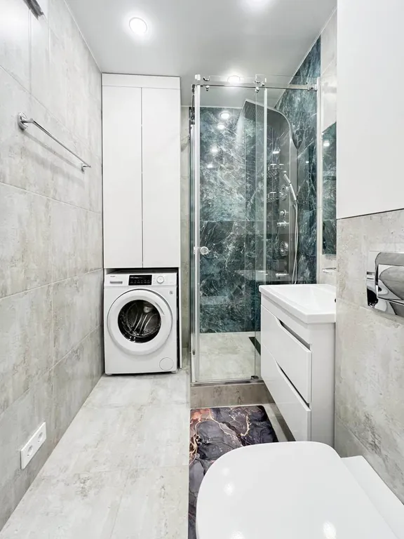 Новая студия с дизайнерским ремонтом