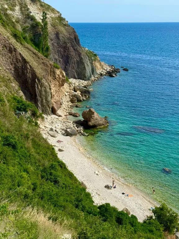 Домик с бассейном на Фиоленте со своей территорией
