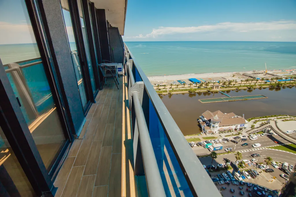 Апартамент с видом на море первая линия