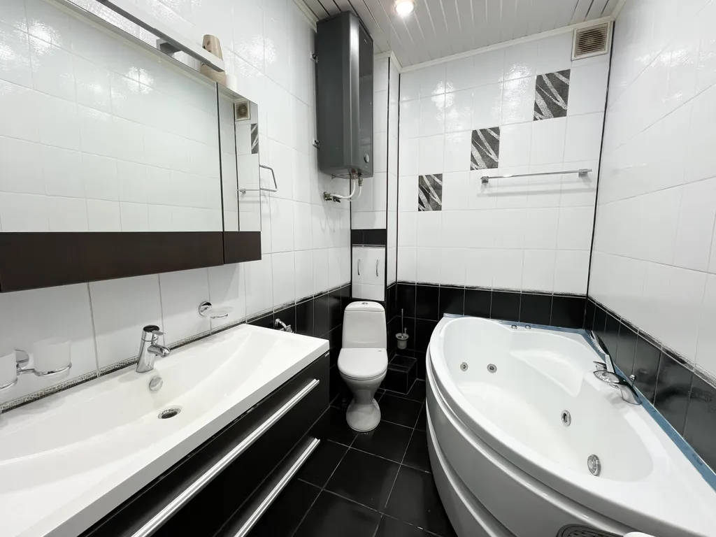 1‑комн. квартира в центре Мурманска на ул. Карла Маркса, 6/1