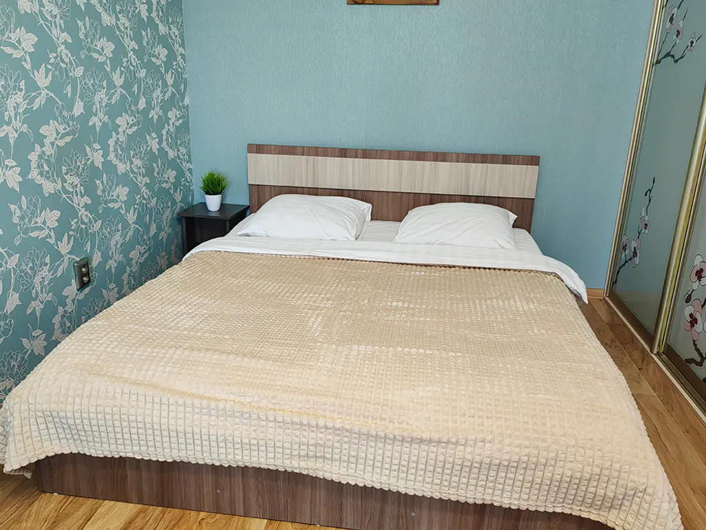 1-комнатная рядом с Изумрудными городом