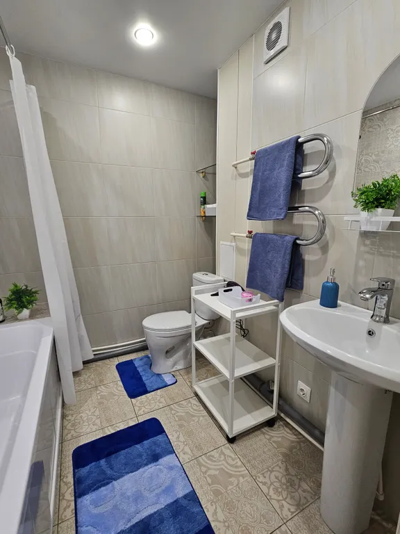 Уютная квартира в современном квартале рядом с лесом