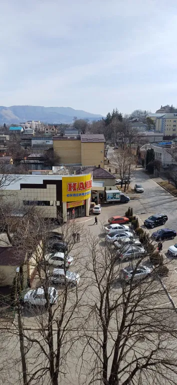 Комфортная двухкомнатная квартира рядом с центром города